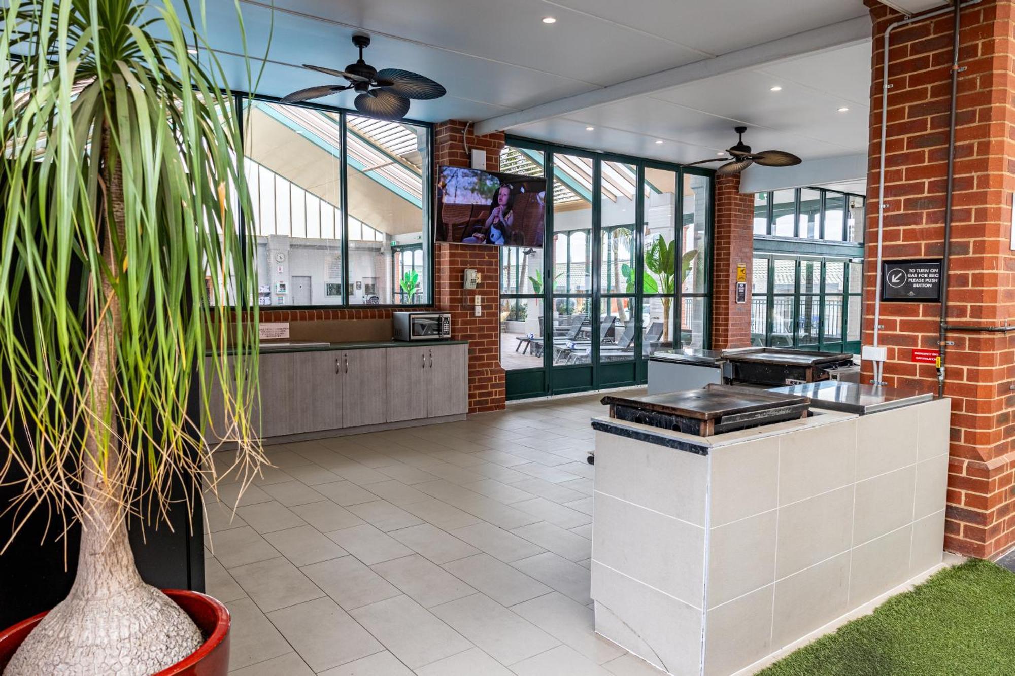 All Seasons Resort Hotel Bendigo Exterior photo
